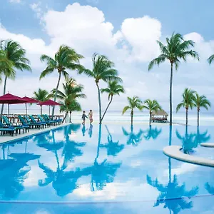 azul-fives-hotel-by-karisma.tulum-hotels.net/